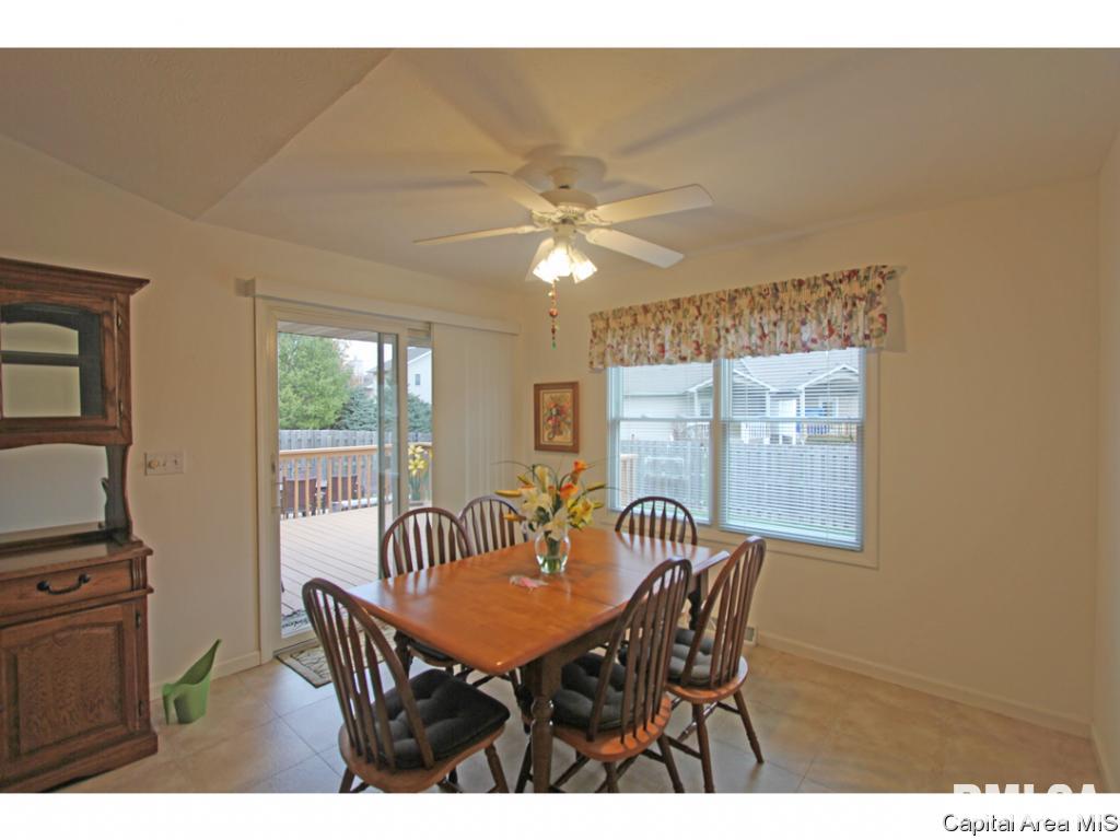 2828 Cronin Drive Springfield, IL 62711 - Photo 11 of 25 Gallery Image 11