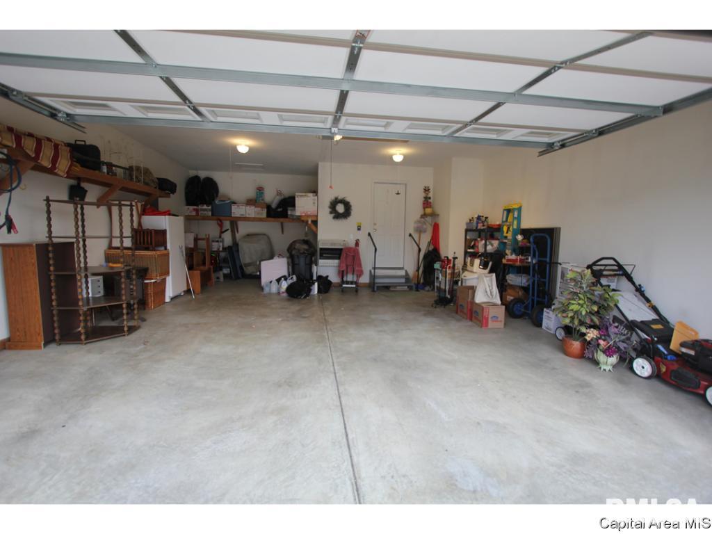 2828 Cronin Drive Springfield, IL 62711 - Photo 22 of 25 Gallery Image 22