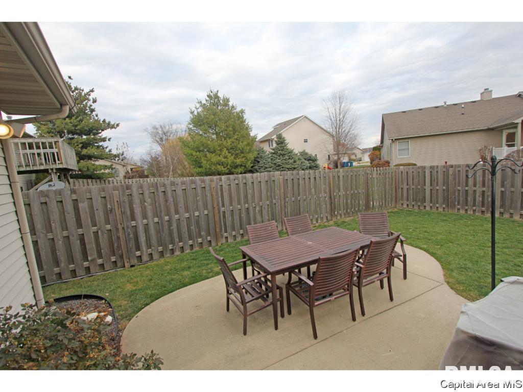 2828 Cronin Drive Springfield, IL 62711 - Photo 24 of 25 Gallery Image 24