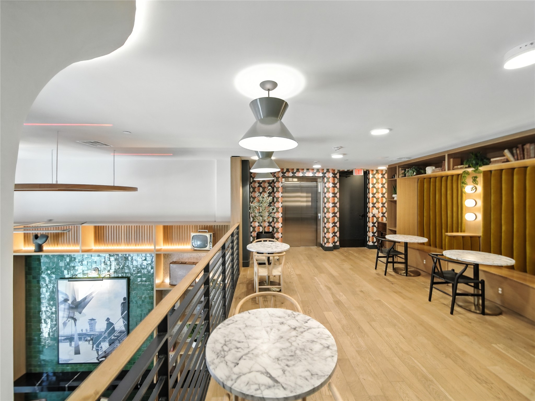 1701 Simond Avenue, Unit 302 Austin, TX 78723 - Photo 23 of 28 a very nice looking room with a large window