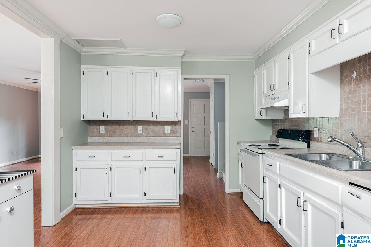 310 Mardis Lane Alabaster, AL 35007 - Photo 7 of 34