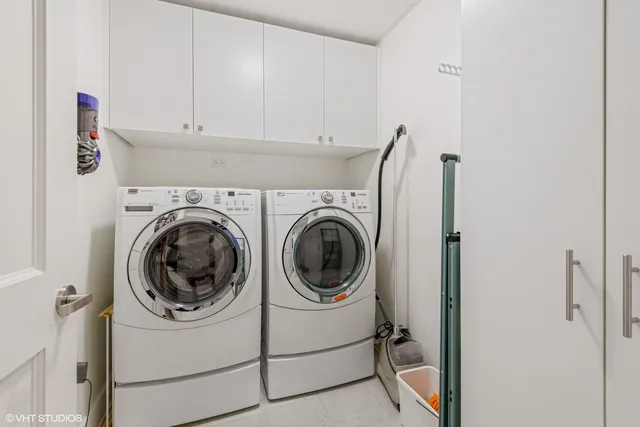 $899,000 | 1155 North Dearborn Street, Unit 1003, Chicago, IL 60610