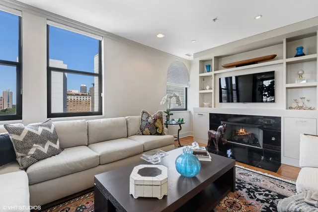 $899,000 | 1155 North Dearborn Street, Unit 1003, Chicago, IL 60610