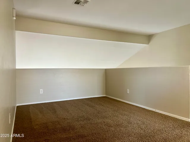 $2,495 | 6614 West Hess Street, Phoenix, AZ 85043