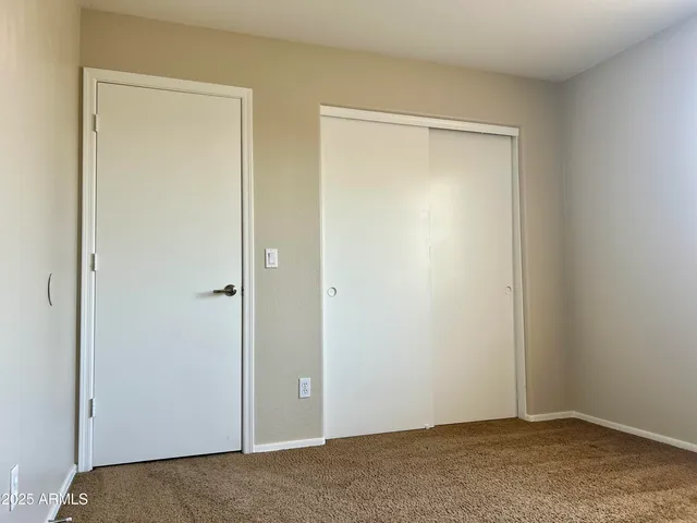 $2,495 | 6614 West Hess Street, Phoenix, AZ 85043