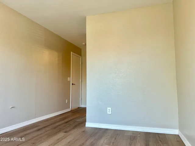 $2,495 | 6614 West Hess Street, Phoenix, AZ 85043