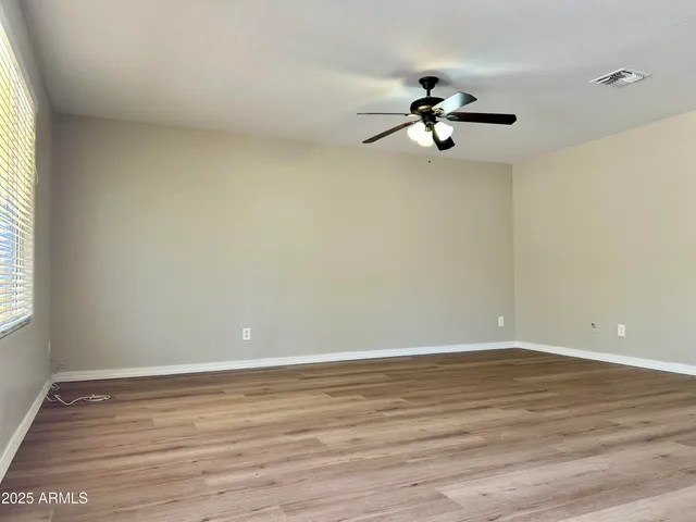 $2,495 | 6614 West Hess Street, Phoenix, AZ 85043