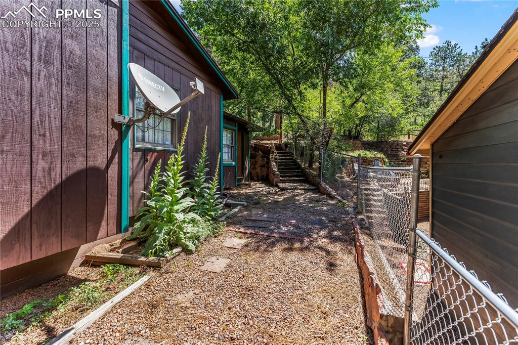 8234 Highway 24 Cascade, CO 80809 - Photo 20 of 23