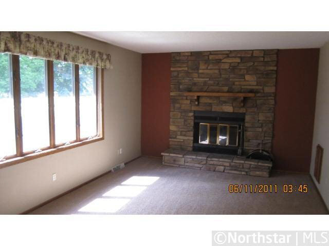 187 Dexter Street South Prescott, WI 54021 - Photo 3 of 12 Gallery Image 3