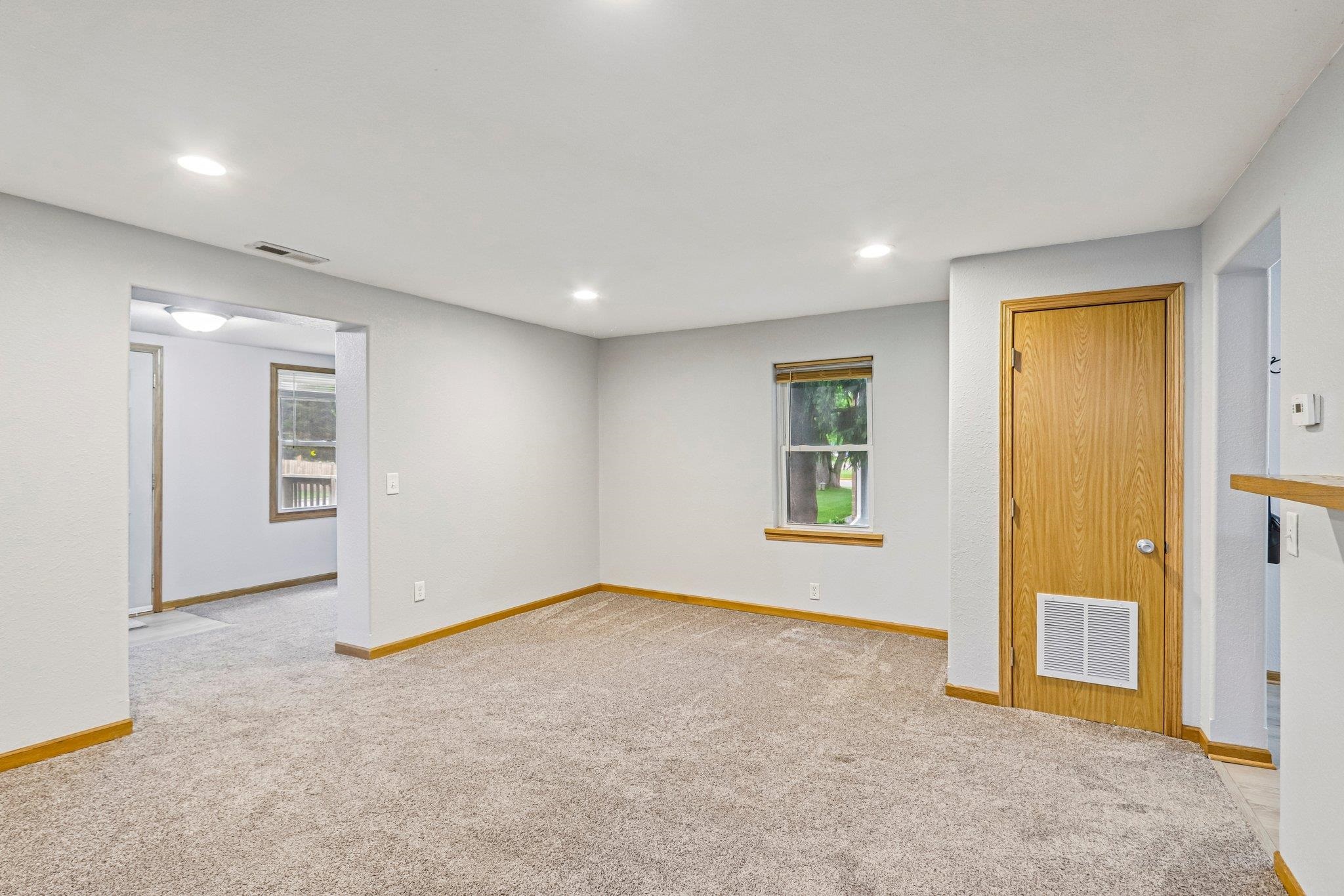 309 Cedar Street Baraboo, WI 53913 - Photo 11 of 55