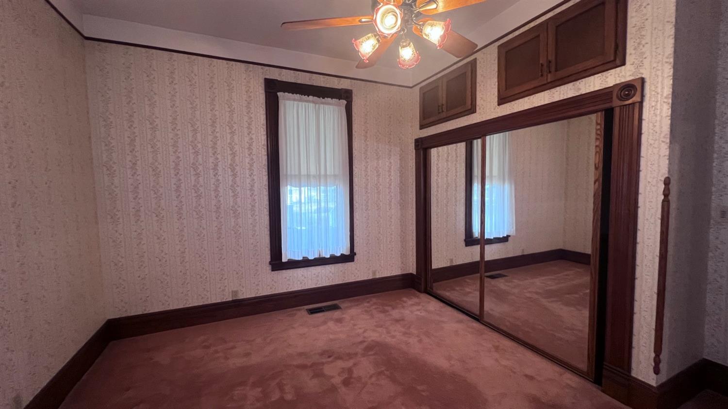 6375 Murphy Avenue Laton, CA 93242 - Photo 11 of 68 a view of an empty room with a window