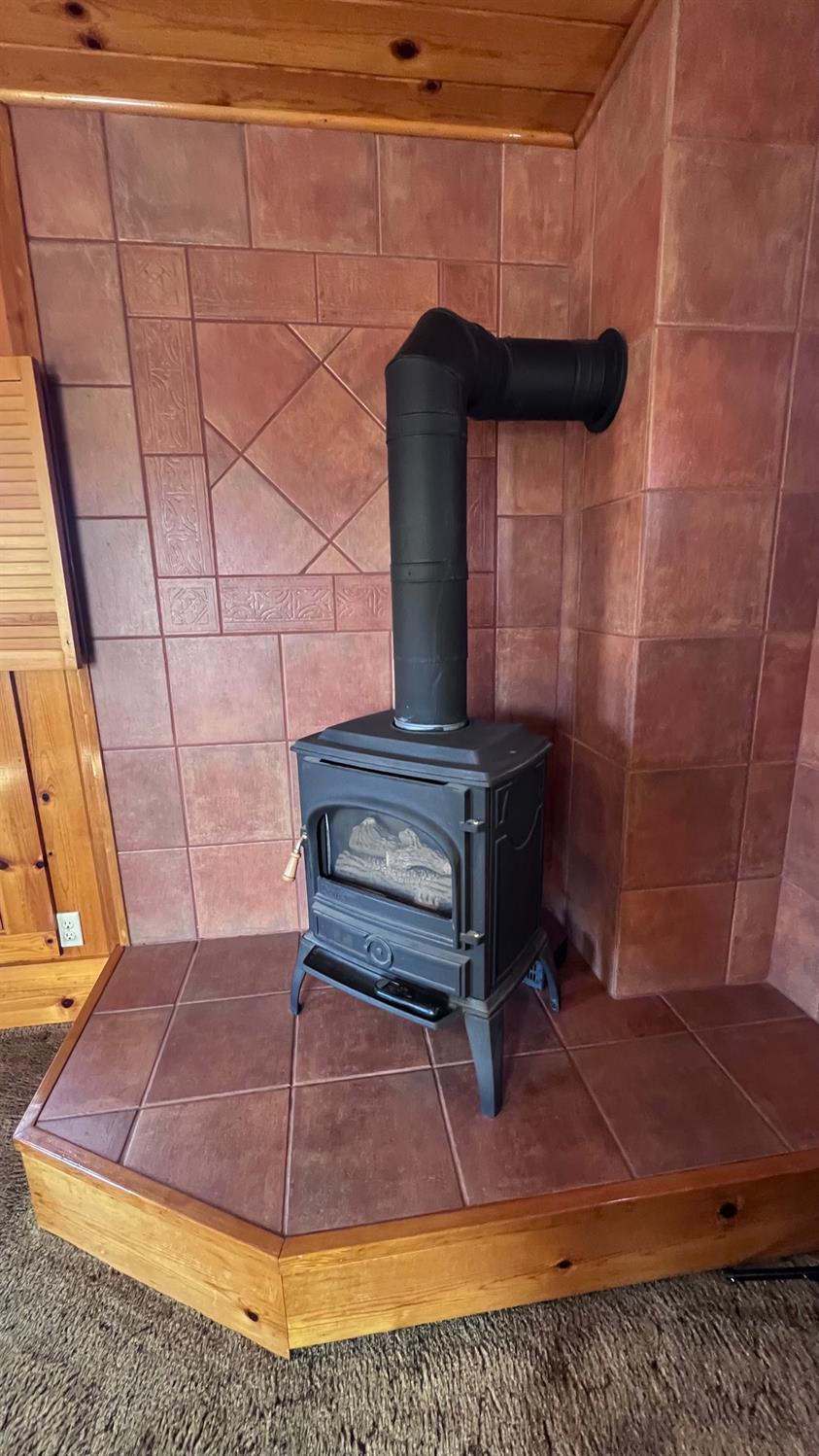 6375 Murphy Avenue Laton, CA 93242 - Photo 15 of 68