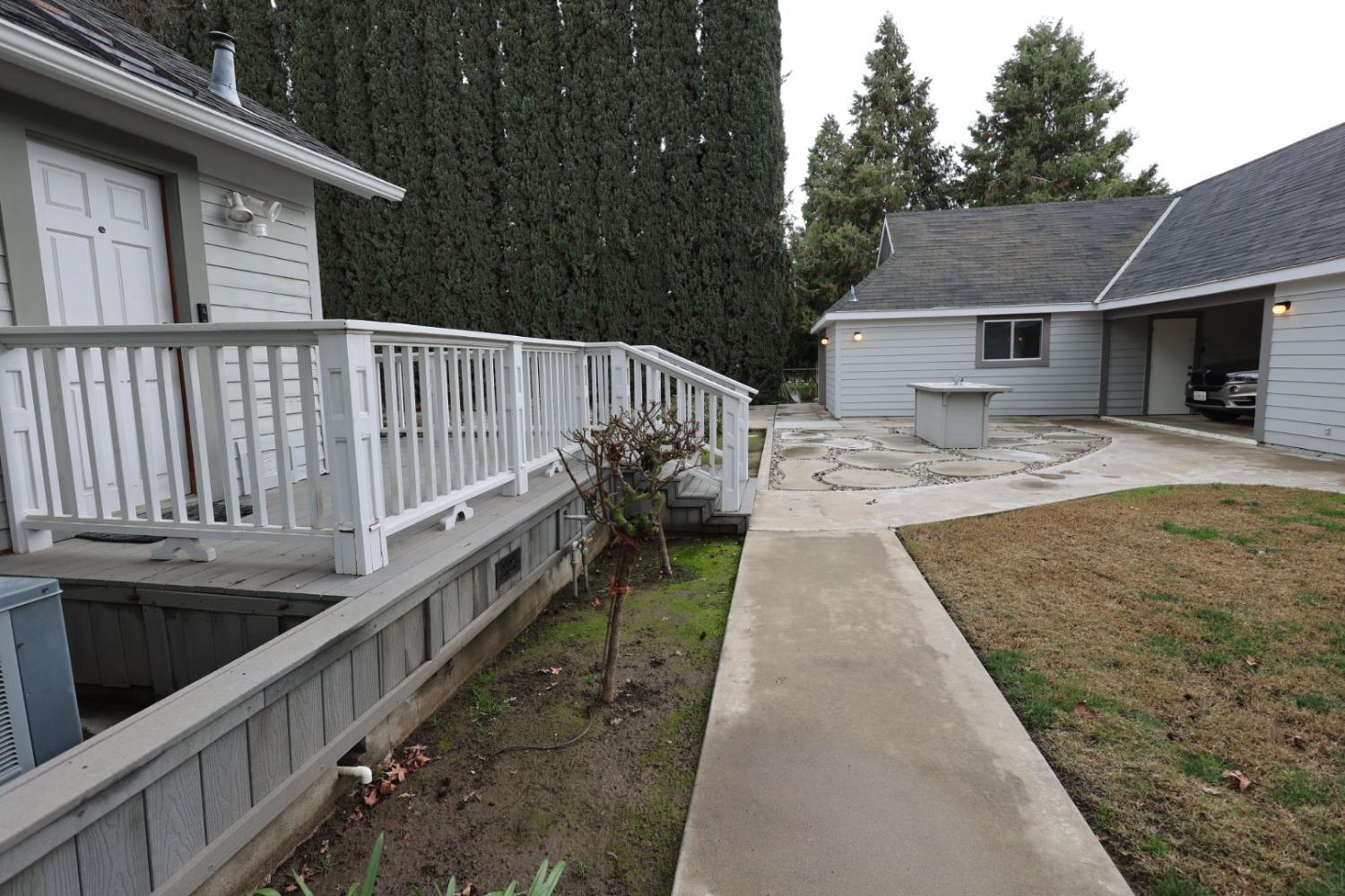 6375 Murphy Avenue Laton, CA 93242 - Photo 33 of 68