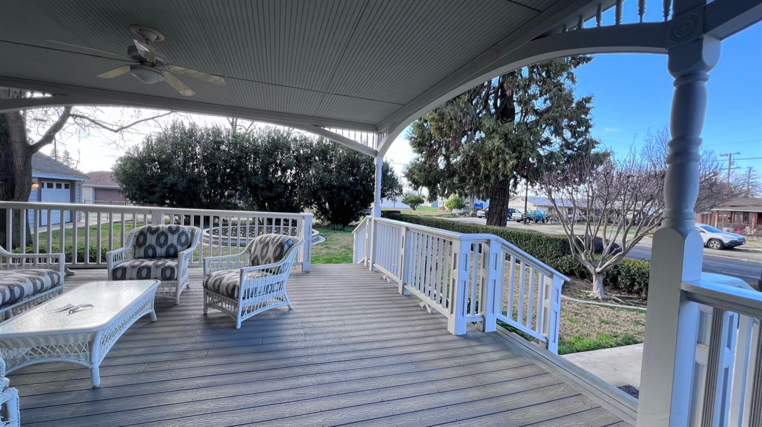 6375 Murphy Avenue Laton, CA 93242 - Photo 60 of 68 a view of a chairs on the roof deck
