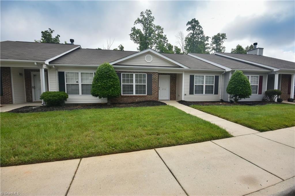 2772 WaterStone Loop High Point, NC 27265 - Photo 2 of 4
