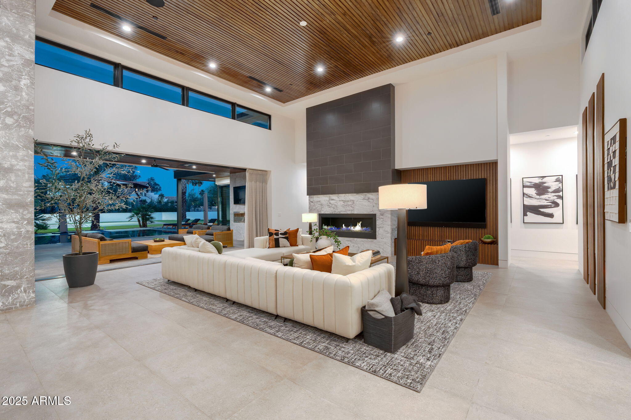 4763 North 53rd Street Phoenix, AZ 85018 - Photo 71 of 90 Twilight Great Room