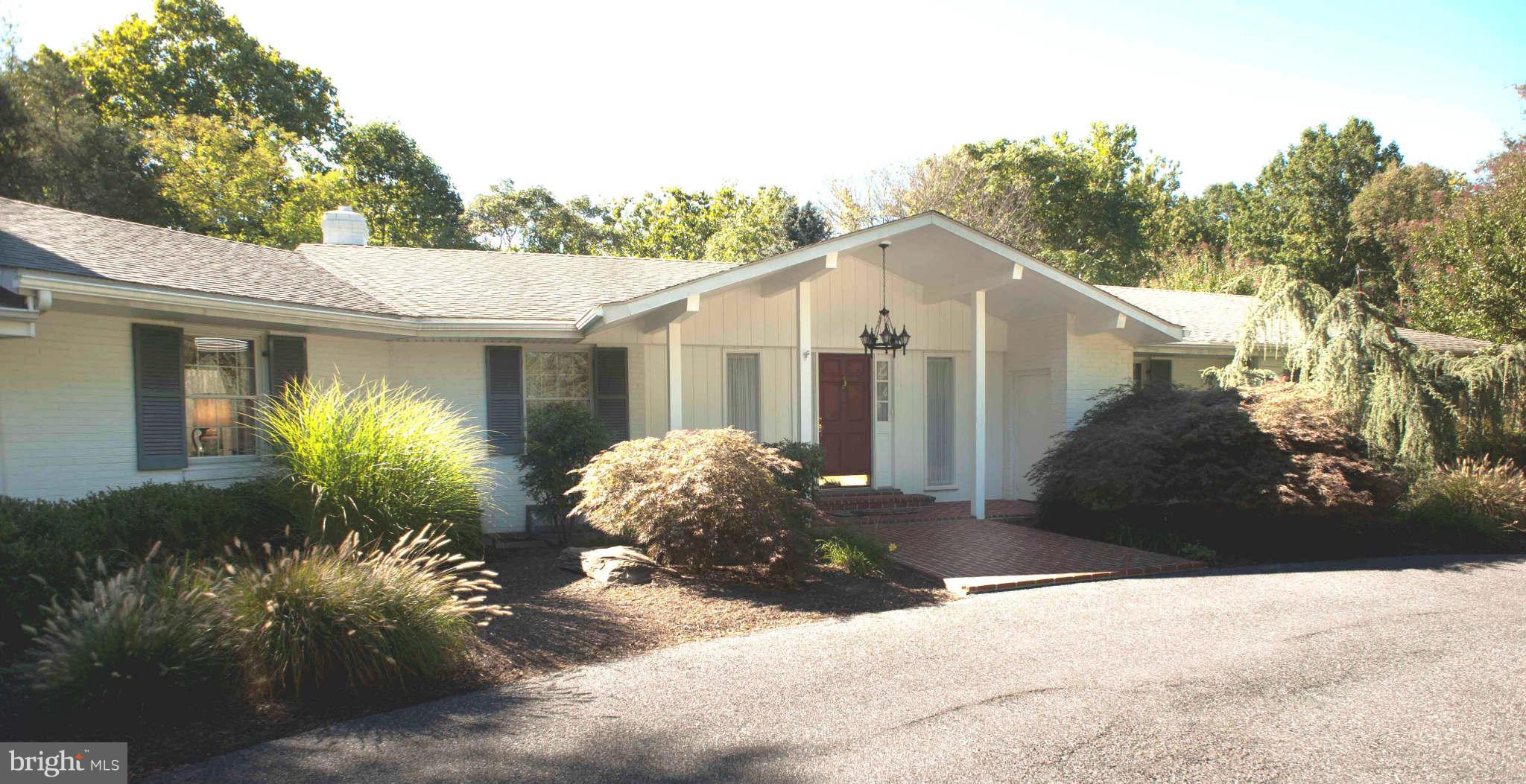 Exterior (Front)