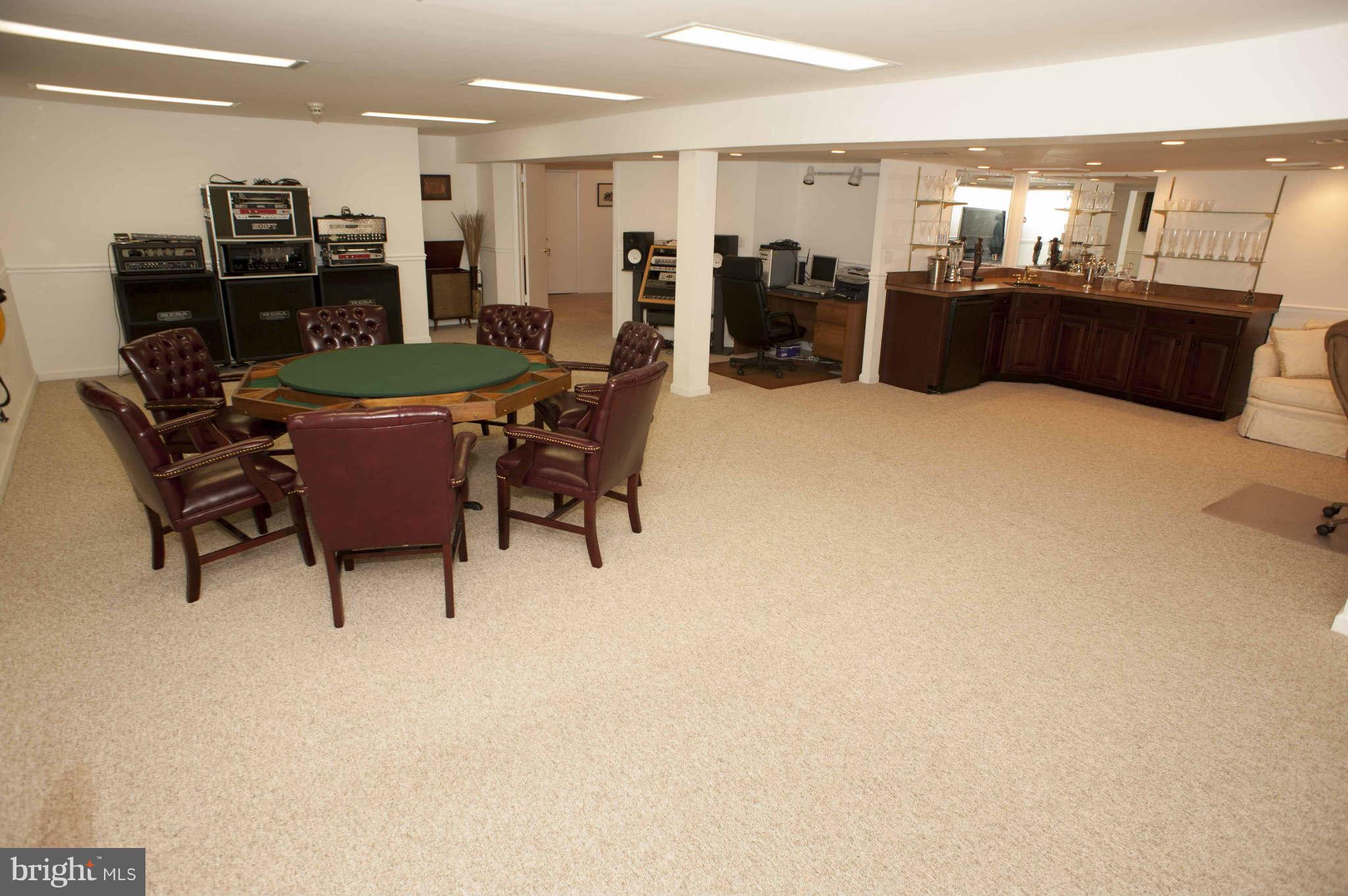 13400 Cambria Farms Road Phoenix, MD 21131 - Photo 22 of 30 Family Room