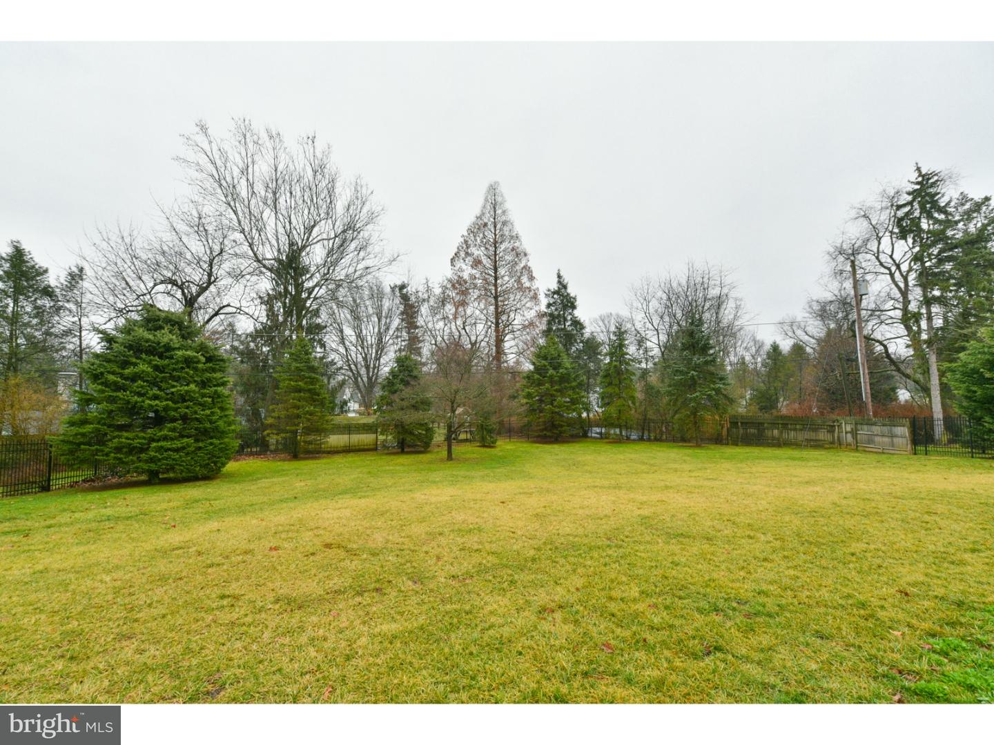 1689 Stephens Drive Wayne, PA 19087 - Photo 20 of 25 Exterior Back