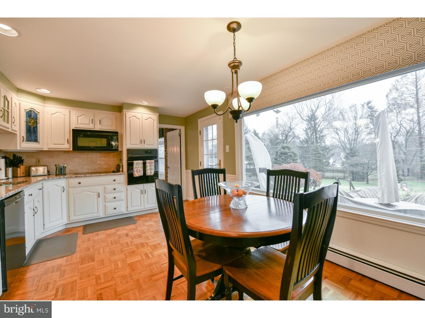 1689 Stephens Drive Wayne, PA 19087 - Photo 7 of 25 Kitchen