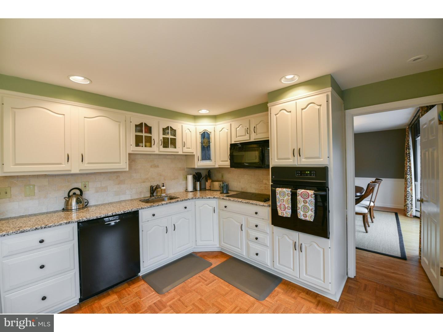 1689 Stephens Drive Wayne, PA 19087 - Photo 8 of 25 Kitchen