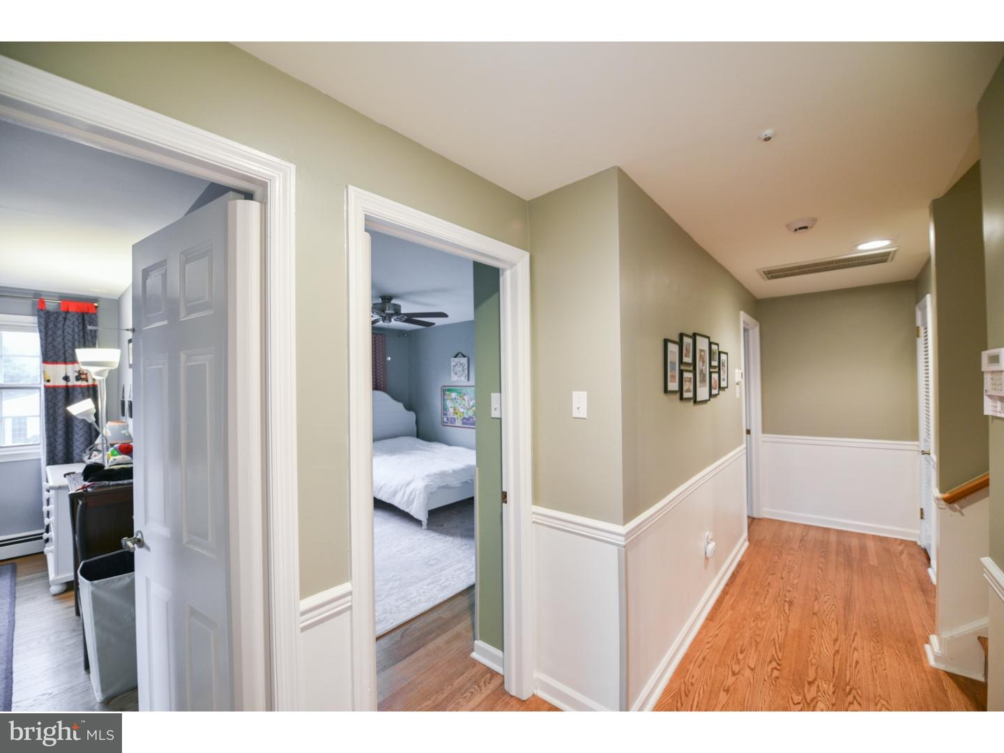 1689 Stephens Drive Wayne, PA 19087 - Photo 9 of 25 Hallway