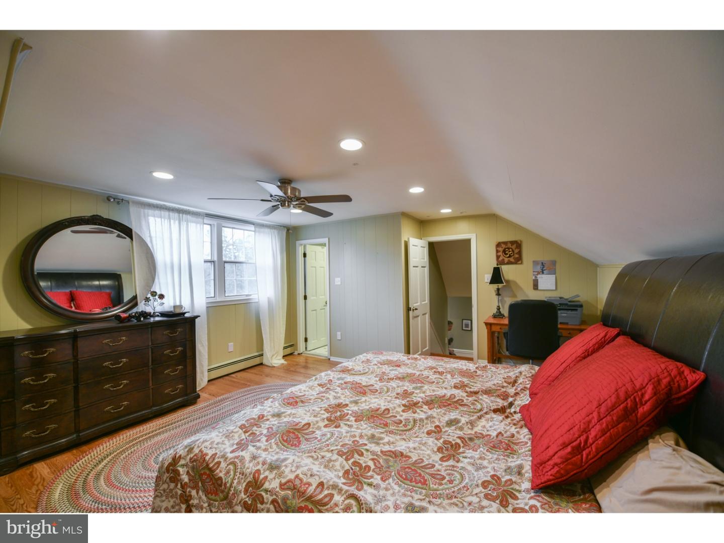 1689 Stephens Drive Wayne, PA 19087 - Photo 10 of 25 Master Bedroom