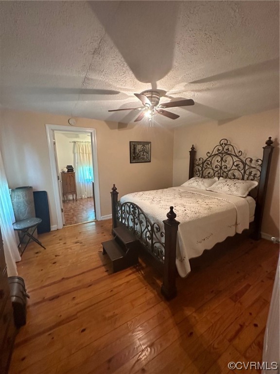 2968 Oakland Road Louisa, VA 23093 - Photo 5 of 17 Primary Bedroom