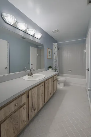 $3,880 | 6242 Northwest 1st Street, Margate, FL 33063