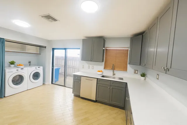 $3,880 | 6242 Northwest 1st Street, Margate, FL 33063