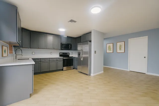 $3,880 | 6242 Northwest 1st Street, Margate, FL 33063