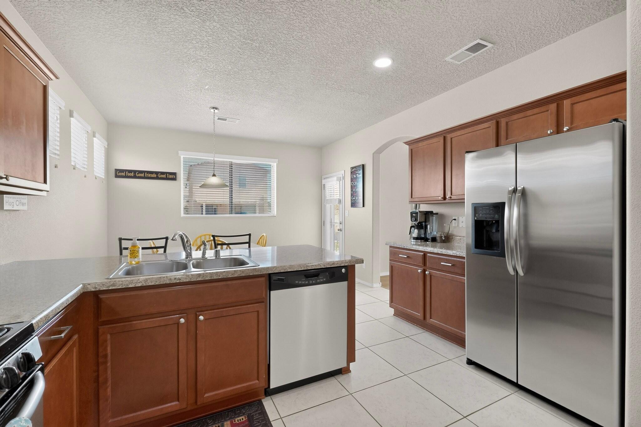 8335 Groundsel Road Northwest Albuquerque, NM 87120 - Photo 13 of 50 Gallery Image 13