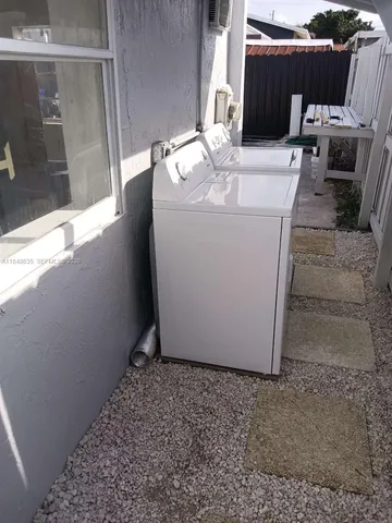 $690,000 | 2223 Northwest 32nd Street, Miami, FL 33142