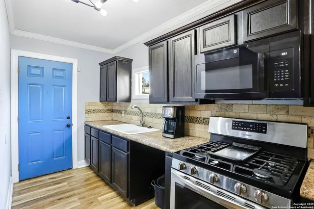 $329,000 | 434 Millwood Lane, San Antonio, TX 78216