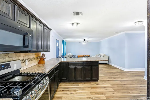 $329,000 | 434 Millwood Lane, San Antonio, TX 78216