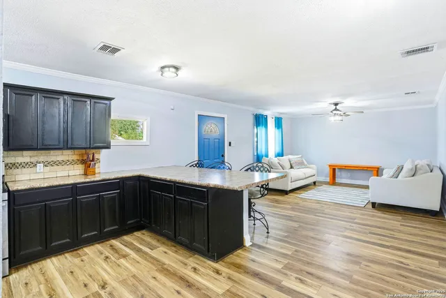 $329,000 | 434 Millwood Lane, San Antonio, TX 78216