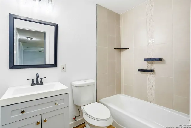 $329,000 | 434 Millwood Lane, San Antonio, TX 78216