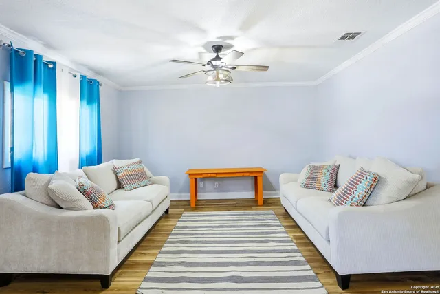 $329,000 | 434 Millwood Lane, San Antonio, TX 78216