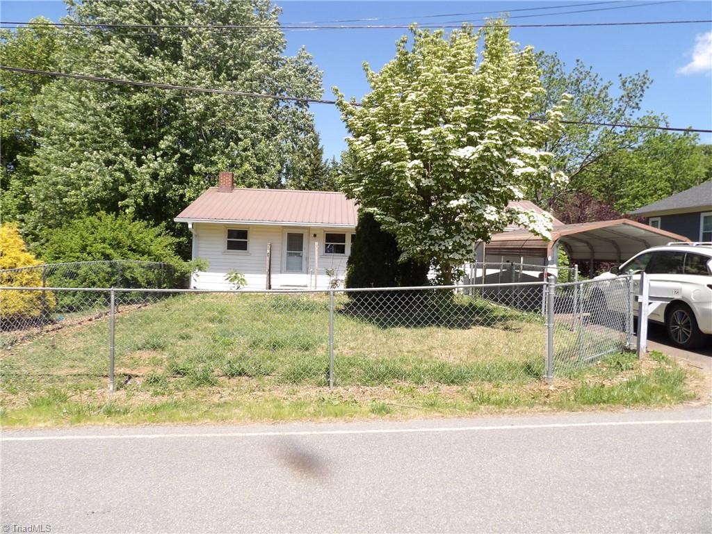 123 Deer Haven Road Sparta, NC 28675 - Photo 2 of 2