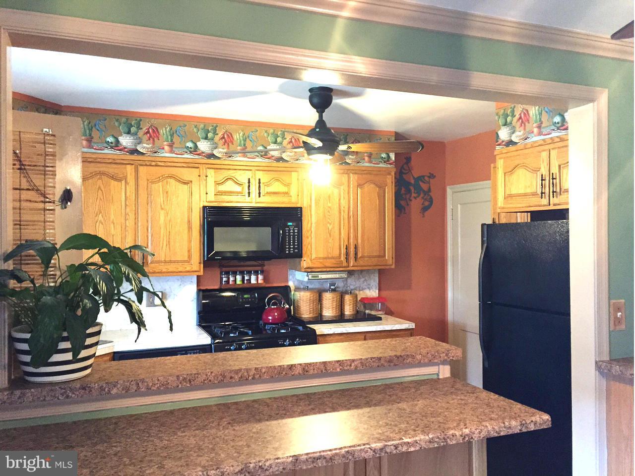 1731 Amuskai Road Baltimore, MD 21234 - Photo 11 of 25 Kitchen