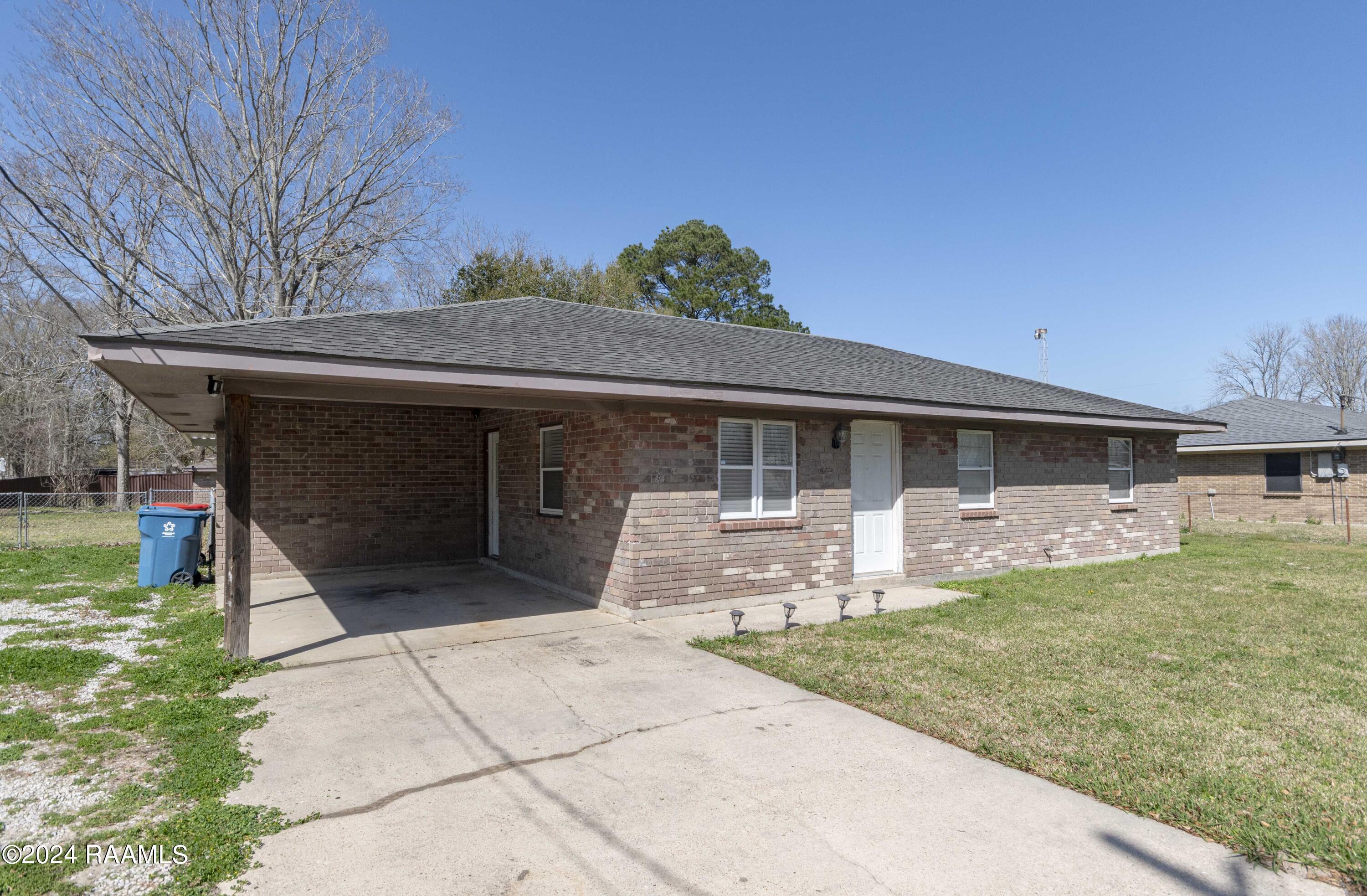 1912 Gendarme Road Carencro, LA 70520 - Photo 21 of 31 Front of House