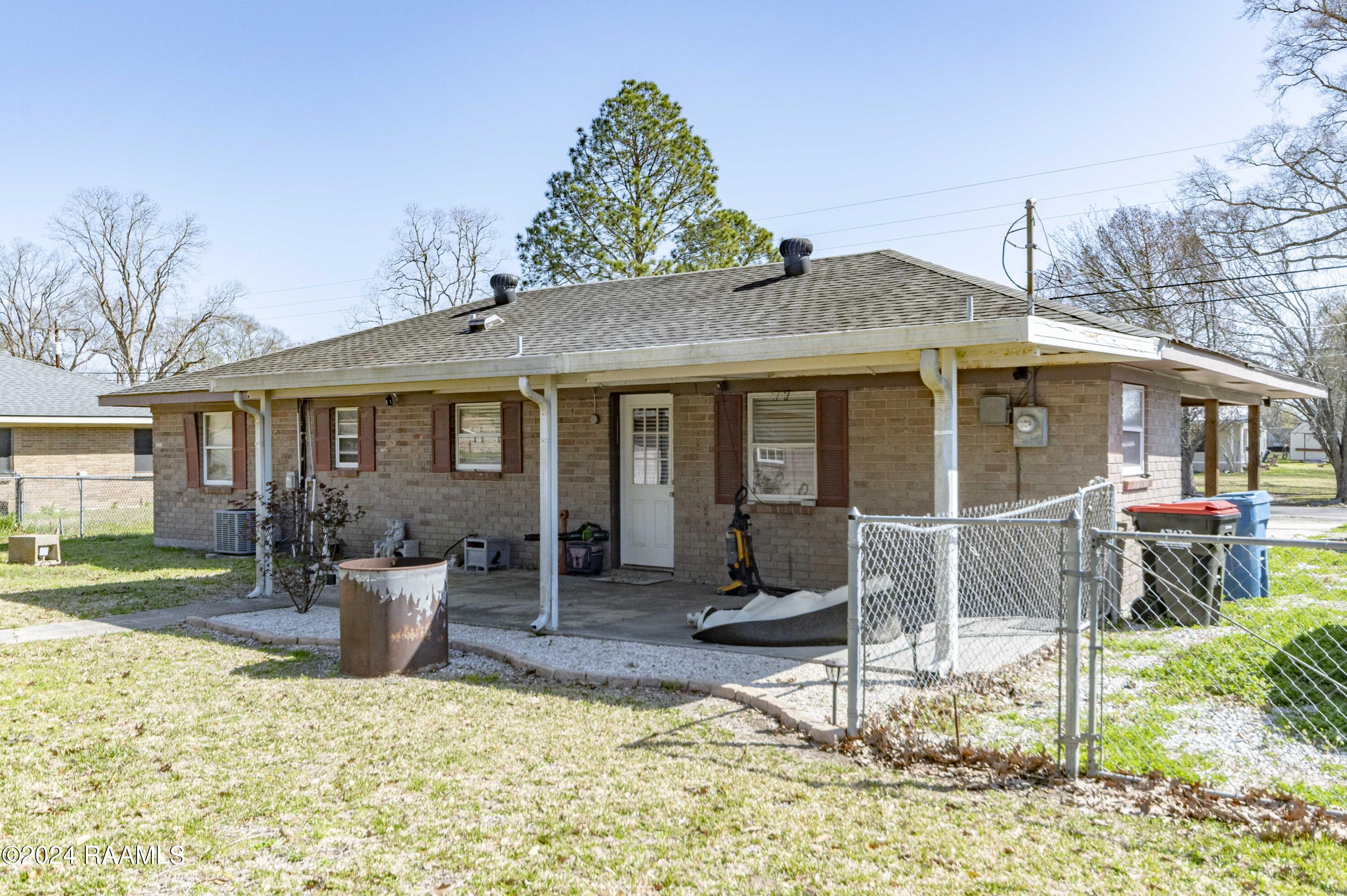 1912 Gendarme Road Carencro, LA 70520 - Photo 25 of 31 Back
