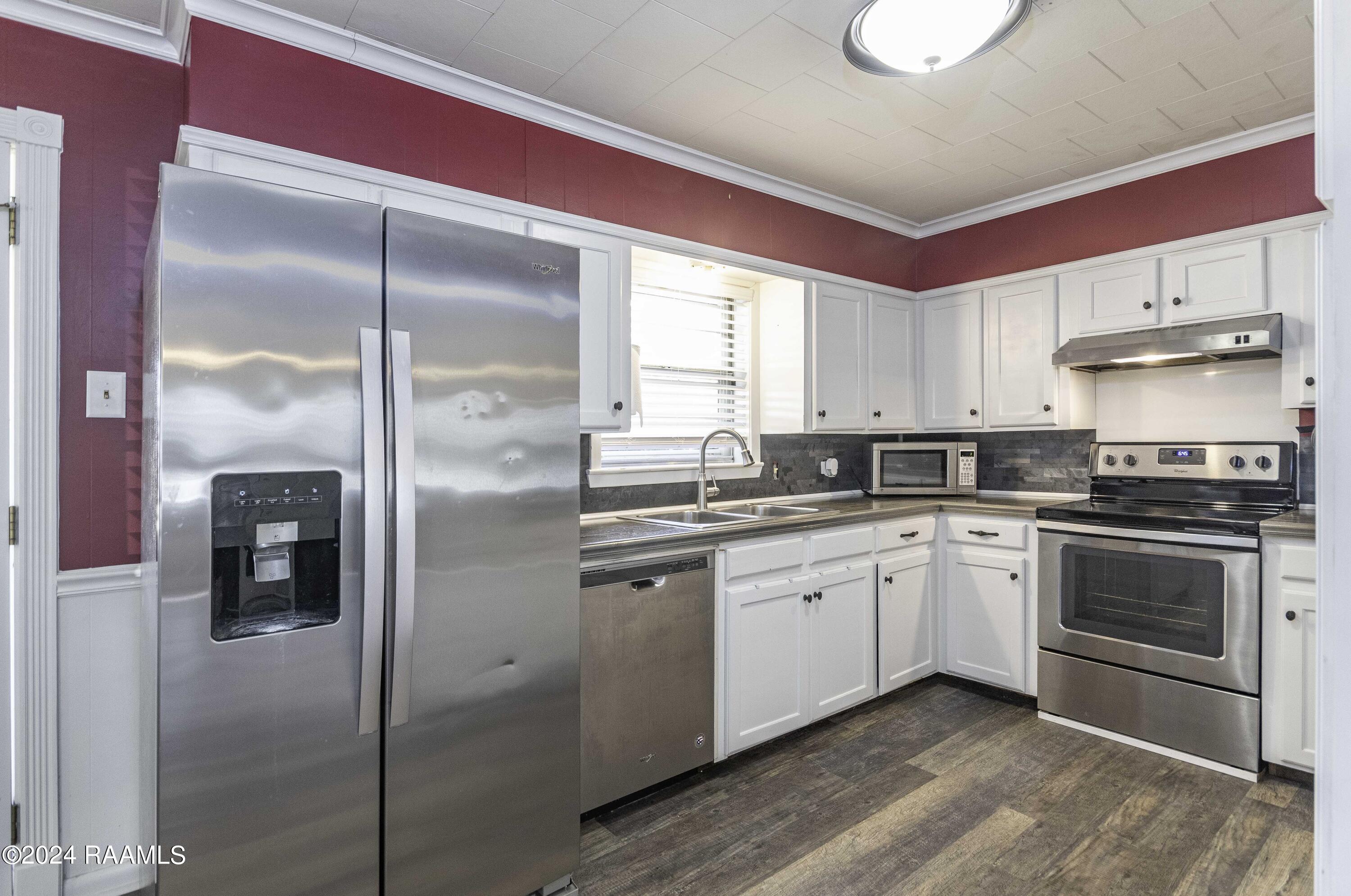 1912 Gendarme Road Carencro, LA 70520 - Photo 4 of 31 Kitchen