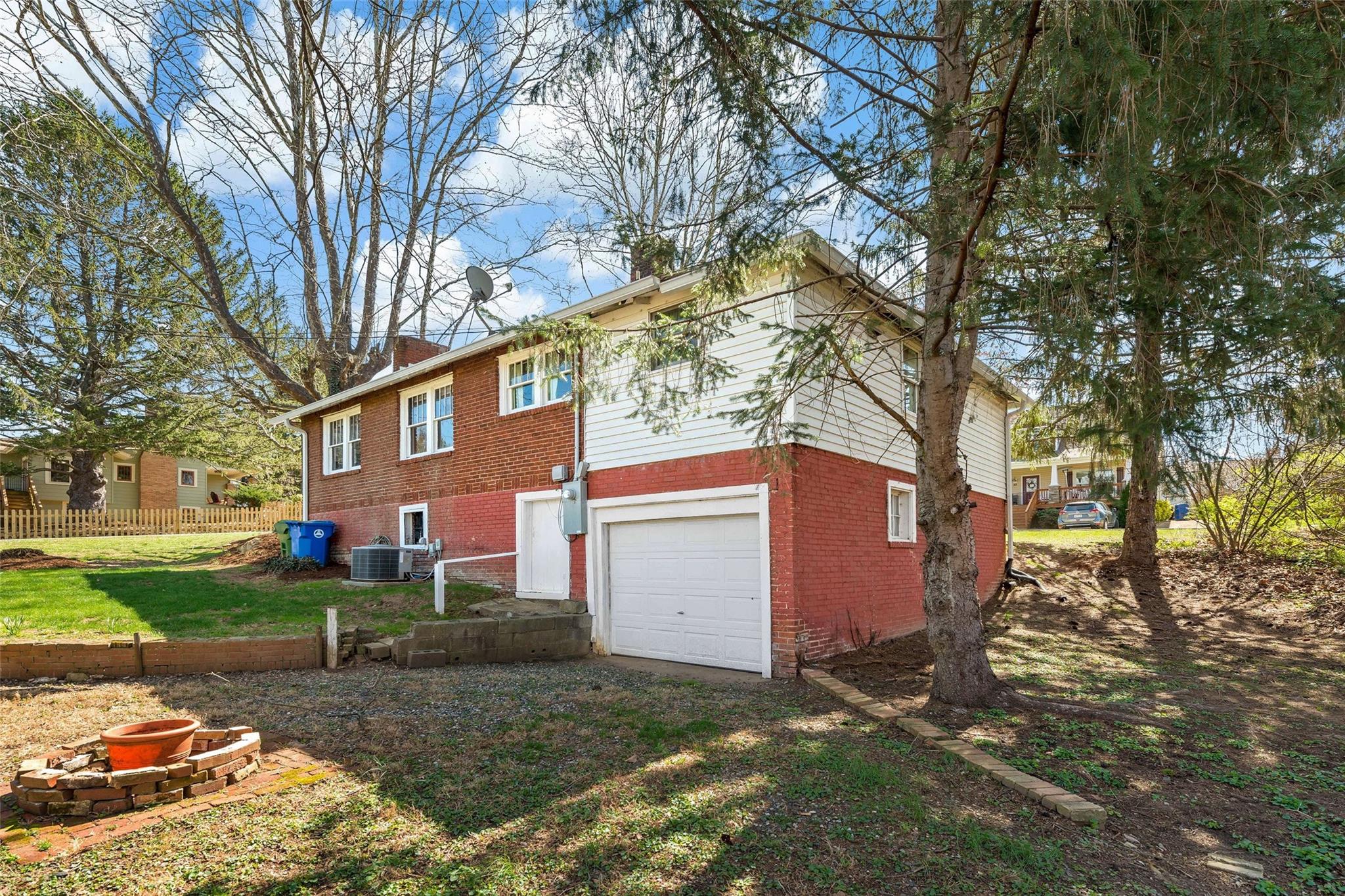 71 Ridgecrest Road Asheville, NC 28803 - Photo 5 of 30 Gallery Image 5