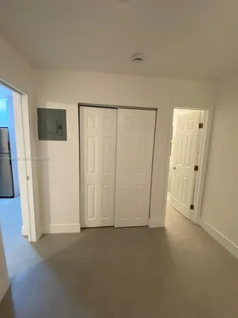 $1,750 | 615 Northeast 3rd Street, Unit 1, Hallandale Beach, FL 33009