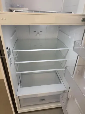 $1,750 | 615 Northeast 3rd Street, Unit 1, Hallandale Beach, FL 33009