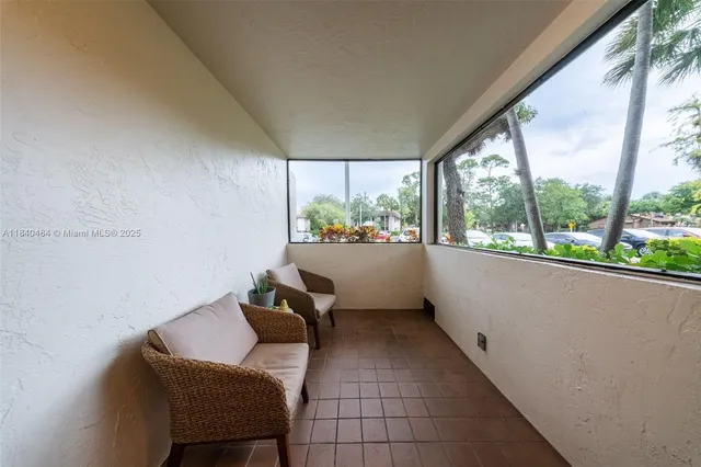 $289,999 | 7625 Northwest 79th Avenue, Unit 101, Tamarac, FL 33321