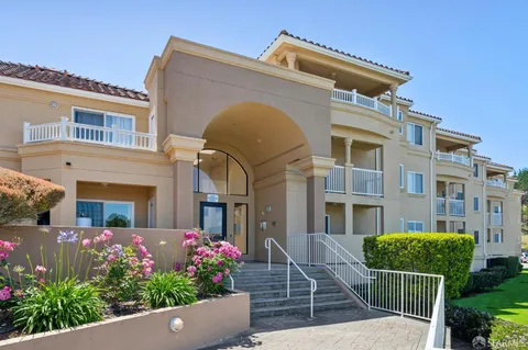 $815,000 | 3721 Carter Drive, Unit 1204, South San Francisco, CA 94080