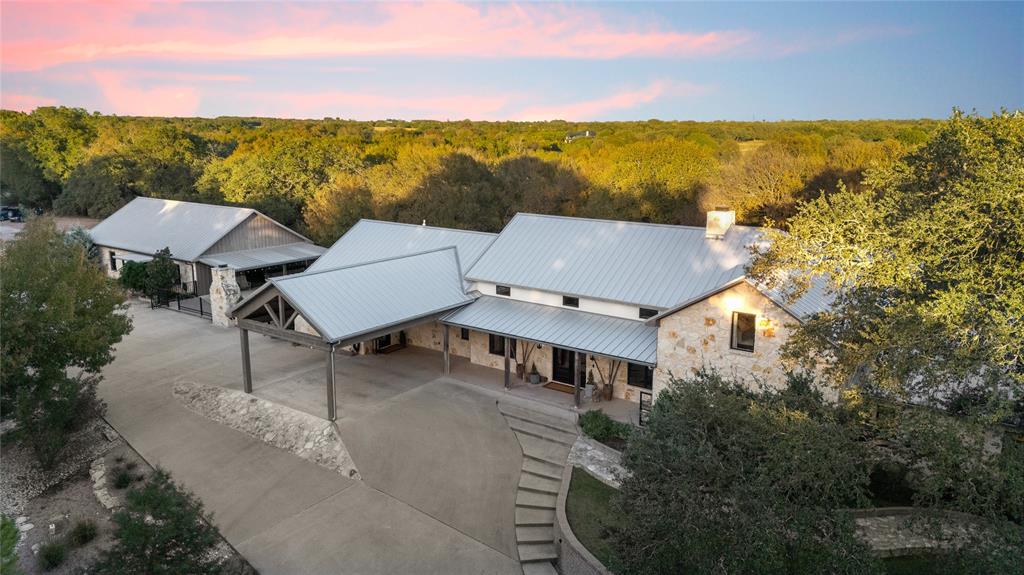 22 Samaritan Way Waco, TX 76705 - Photo 6 of 38 a view of a terrace with a garden