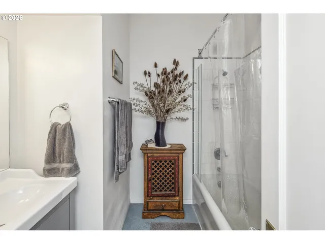 $839,000 | 2204 Northeast 7th Avenue, Portland, OR 97212